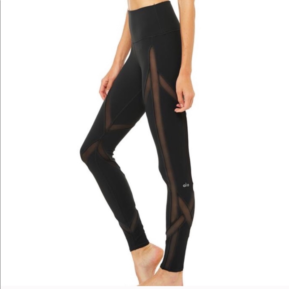 Alo yoga laced leggings